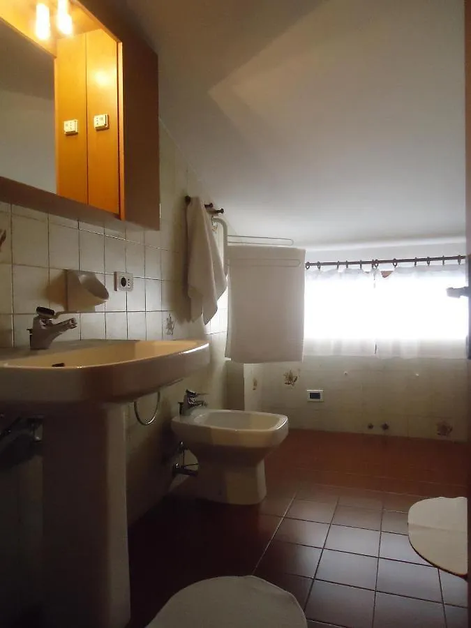 Villa Tiziana Typ T1 كْروني