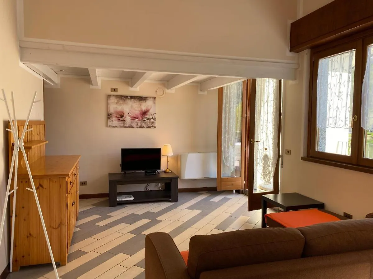 Apartment Villa Tiziana Typ T1 Crone Italy